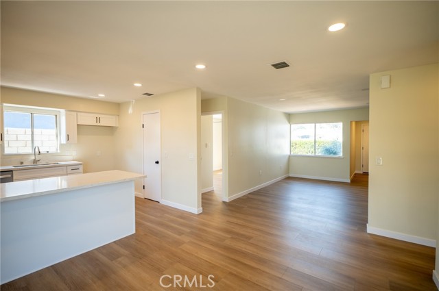 Detail Gallery Image 8 of 30 For 11146 Gramercy, Riverside,  CA 92505 - 3 Beds | 2 Baths