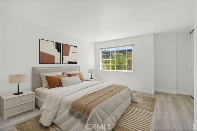 19211 Haynes Street, Reseda CA: https://media.crmls.org/medias/81b81ff5-edb9-4289-aaf2-6b87d511567b.jpg