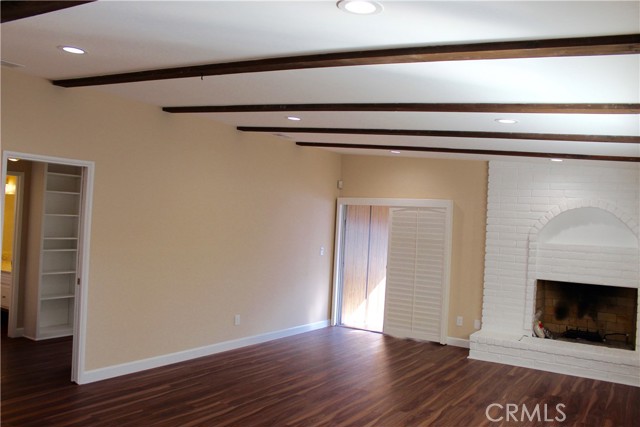 Detail Gallery Image 6 of 33 For 1556 23rd St, Manhattan Beach,  CA 90266 - 3 Beds | 2 Baths