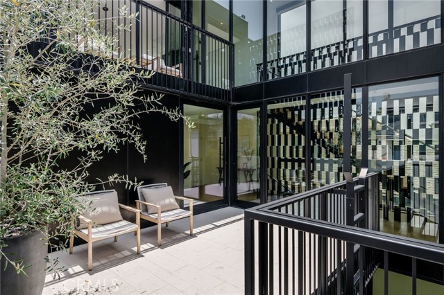 2821 Alma Avenue, Manhattan Beach CA: https://media.crmls.org/medias/81b9e1ee-c436-4ce0-8d17-d6ef2323c38f.jpg