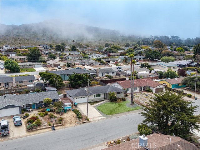 733 Manzanita Drive, Los Osos CA: https://media.crmls.org/medias/81ba698e-c02f-43bf-935c-9587bdde168c.jpg