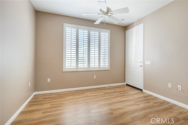 Detail Gallery Image 32 of 69 For 39582 Freemark Abbey, Murrieta,  CA 92563 - 4 Beds | 3/1 Baths