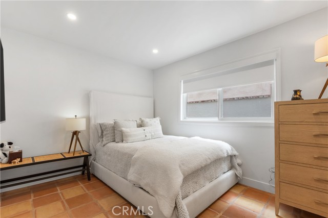 304 Larkspur Avenue, Corona del Mar CA: https://media.crmls.org/medias/81bbb088-c10e-4737-a37f-39bb97d89af4.jpg