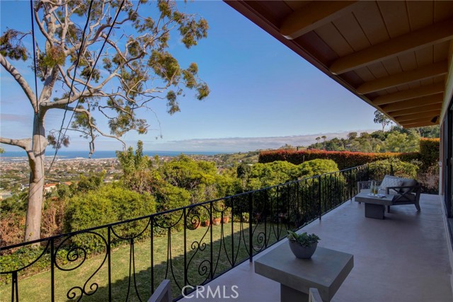 Detail Gallery Image 1 of 1 For 4612 Beauvais Rd, Rancho Palos Verdes,  CA 90275 - 3 Beds | 2/2 Baths