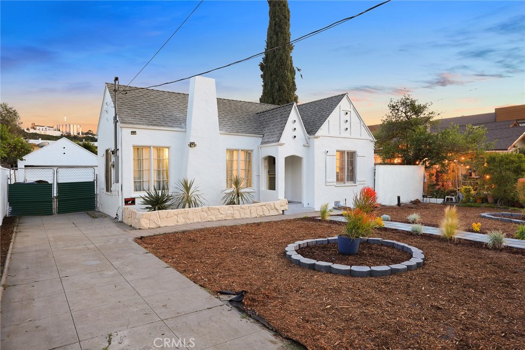 1521 N Columbus Avenue Glendale img 17