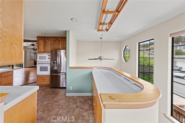 2761 Hemlock Avenue, Morro Bay CA: https://media.crmls.org/medias/81bcb50e-13e3-47be-a9b4-e26b6fd15d9a.jpg