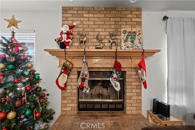 Detail Gallery Image 6 of 32 For 2611 Jeffery Cir, Hemet,  CA 92545 - 4 Beds | 3 Baths