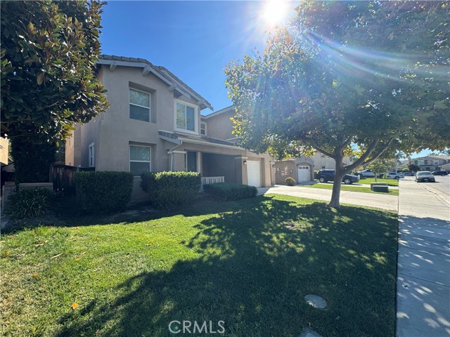 Detail Gallery Image 3 of 67 For 14570 Piedmont Dr, Moreno Valley,  CA 92555 - 5 Beds | 3/1 Baths