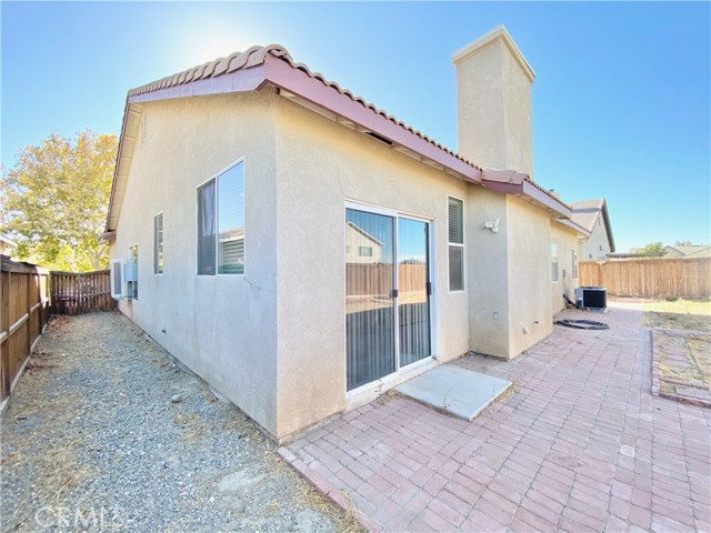 Detail Gallery Image 16 of 31 For 11720 Trailwood St, Victorville,  CA 92392 - 4 Beds | 2 Baths