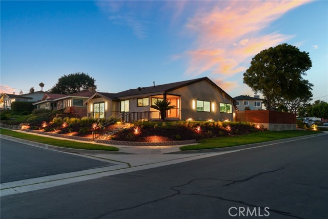 Detail Gallery Image 57 of 59 For 2704 Vista Mesa Dr, Rancho Palos Verdes,  CA 90275 - 5 Beds | 3/1 Baths