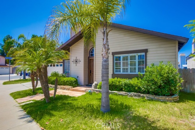 2180 Hamden Drive, Chula Vista CA: https://media.crmls.org/medias/81bdeefe-a6f7-455e-8abd-012cd10773b6.jpg