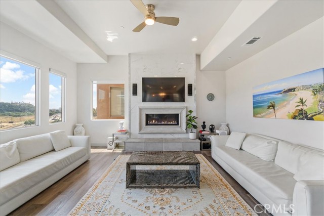 Detail Gallery Image 11 of 45 For 1009 Price Canyon Rd, Pismo Beach,  CA 93449 - 3 Beds | 2/1 Baths