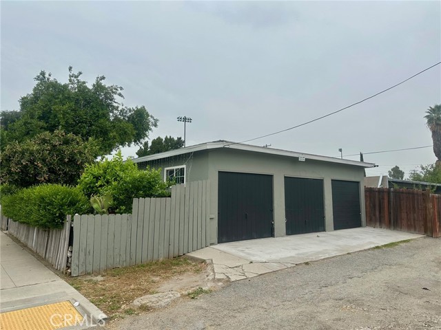 Detail Gallery Image 25 of 25 For 695 W 17th St, San Bernardino,  CA 92405 - – Beds | – Baths