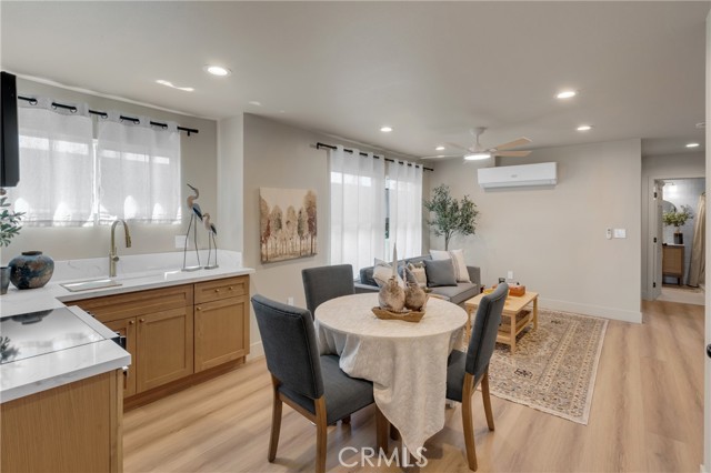 1123 E Ocean Blvd, Long Beach CA: https://media.crmls.org/medias/81c001f8-f4fd-448a-a771-90b28f5a5482.jpg