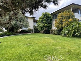 945 S Orange Grove Boulevard, Pasadena CA: https://media.crmls.org/medias/81c0a084-07d2-40e6-bf51-af5c605eef73.jpg