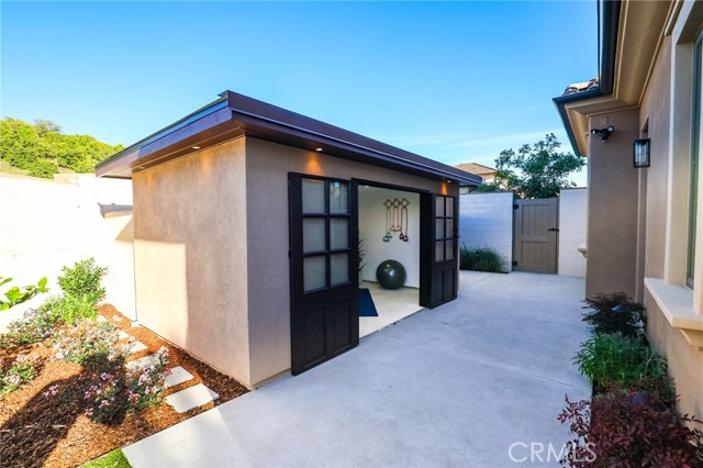 Detail Gallery Image 45 of 73 For 103 Vigna, Irvine,  CA 92602 - 5 Beds | 4/1 Baths