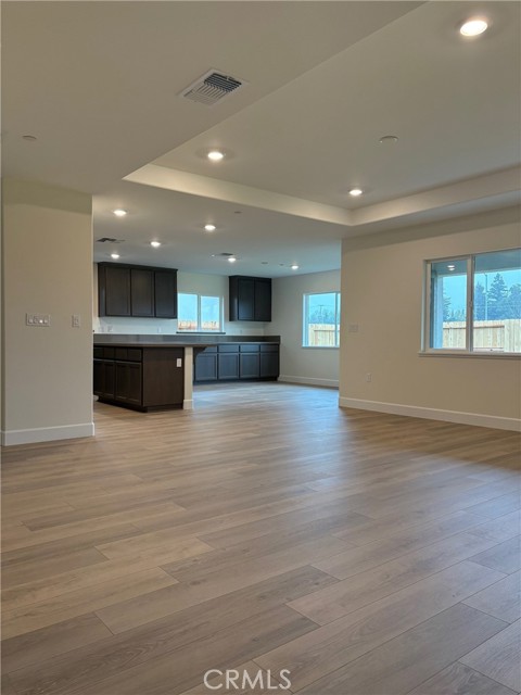 Detail Gallery Image 8 of 16 For 2655 Wesley Way, Chico,  CA 95973 - 4 Beds | 3 Baths