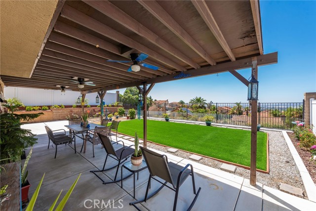 22075 Naples Drive, Moreno Valley CA: https://media.crmls.org/medias/81c33043-8762-450f-96ba-3c12adb27bda.jpg
