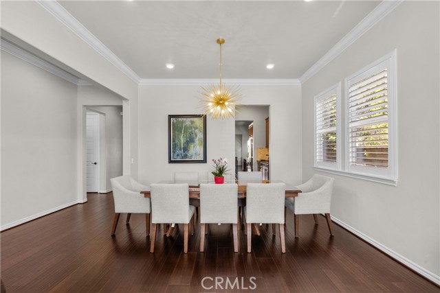 Detail Gallery Image 12 of 71 For 22385 Copper Mountain Ct, Saugus,  CA 91350 - 5 Beds | 5 Baths