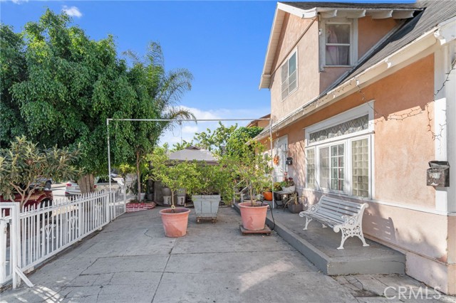 Image 3 for 1415 Linden Ave, Long Beach, CA 90813