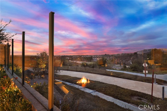 109 Ritual, Irvine CA: https://media.crmls.org/medias/81c470f7-4c7d-4d87-9357-fe1f88dca754.jpg