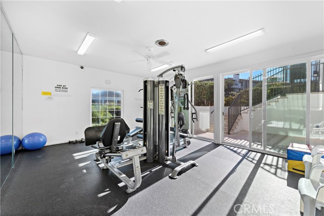 Detail Gallery Image 22 of 24 For 300 Cagney Ln #201,  Newport Beach,  CA 92663 - 2 Beds | 2 Baths