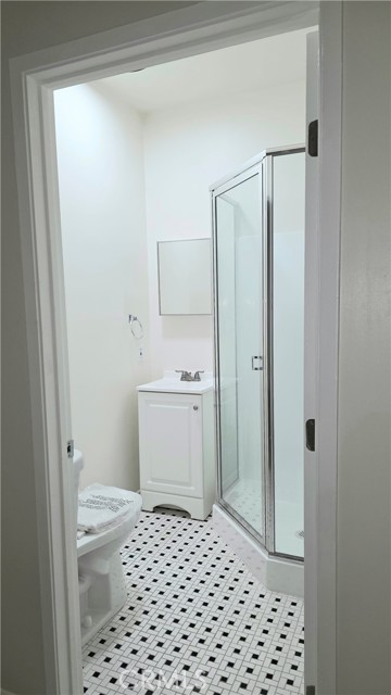 Detail Gallery Image 5 of 5 For 3408 W Sunset #106,  Los Angeles,  CA 90026 - 0 Beds | 1 Baths