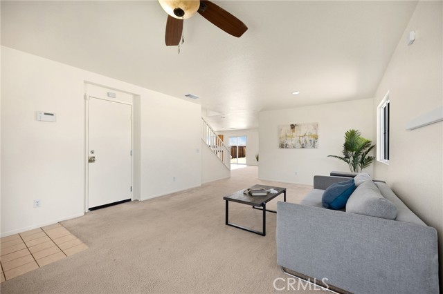 Detail Gallery Image 8 of 32 For 17024 Mastodon Pl, Victorville,  CA 92394 - 4 Beds | 2/1 Baths