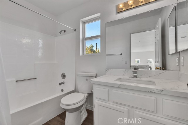 Detail Gallery Image 3 of 63 For 4314 Tornado, Palmdale,  CA 93552 - 3 Beds | 3 Baths