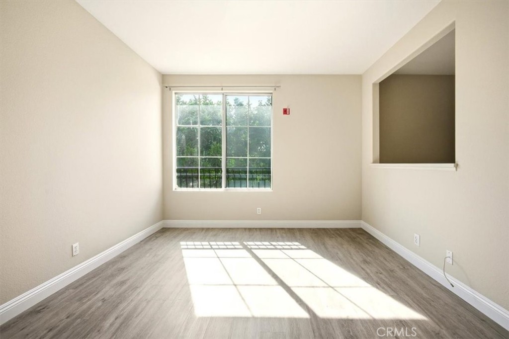 MLS #OC25258887 image #13