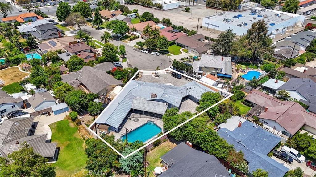 81c76375 55d1 4431 9fcc F9b946cbbdc7