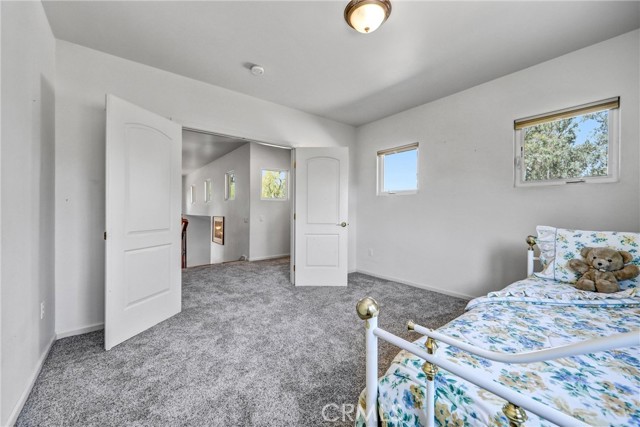 10345 McBroom Street, Sunland CA: https://media.crmls.org/medias/81c7a525-fee1-4fe5-8591-737b9ac95f5f.jpg