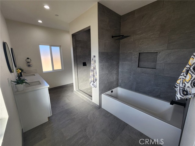 Detail Gallery Image 15 of 22 For 8649 Peach Ave, California City,  CA 93505 - 3 Beds | 2 Baths