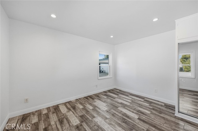 Detail Gallery Image 13 of 29 For 6658 Kosturas Pl, Winnetka,  CA 91306 - 3 Beds | 2 Baths