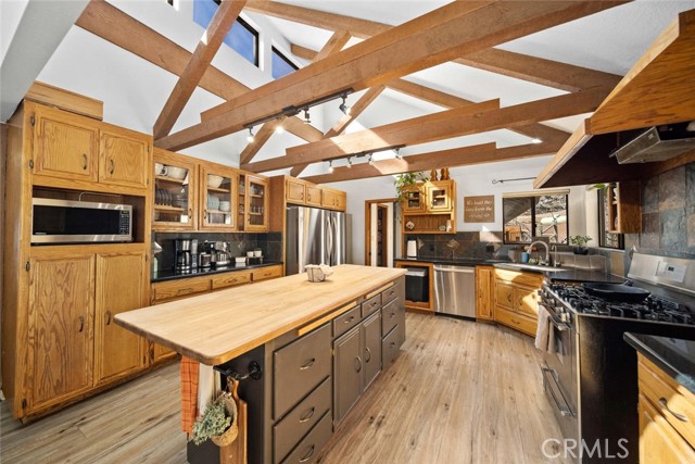 Detail Gallery Image 14 of 67 For 29670 Skyline Dr, Tehachapi,  CA 93561 - 6 Beds | 3/1 Baths