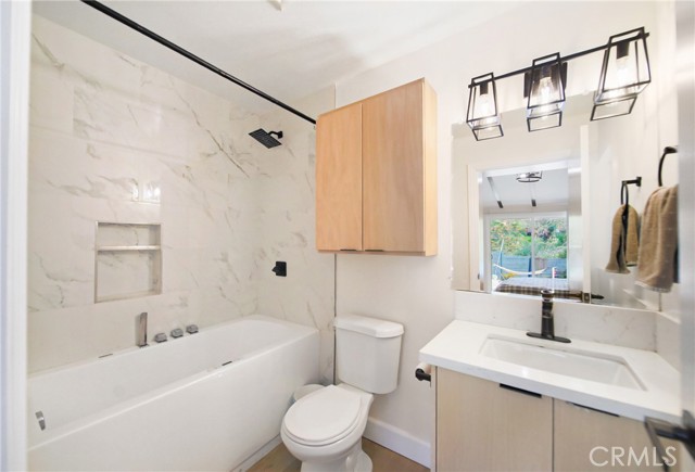 Detail Gallery Image 14 of 40 For 7867 Rim Canyon Rd, Sunland,  CA 91040 - 3 Beds | 3 Baths