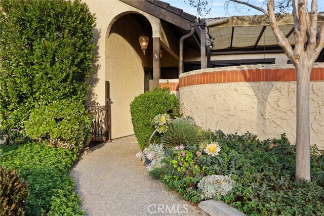 Detail Gallery Image 32 of 39 For 5 Valley Lake, Chico,  CA 95928 - 2 Beds | 2 Baths