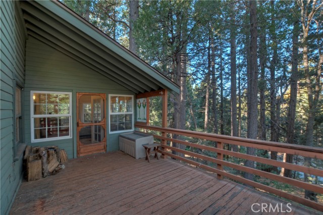 Detail Gallery Image 24 of 33 For 648 Crest Estates Dr, Lake Arrowhead,  CA 92352 - 2 Beds | 1 Baths