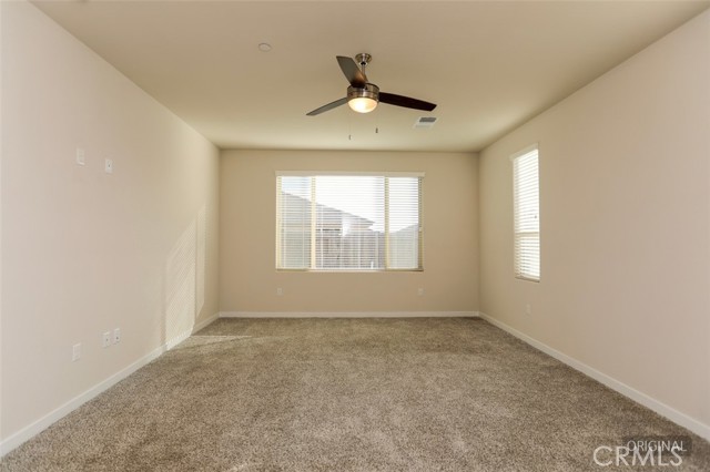 11001 Arundel, Bakersfield CA: https://media.crmls.org/medias/81cb4e77-a230-42d6-9658-0822b73b78c2.jpg