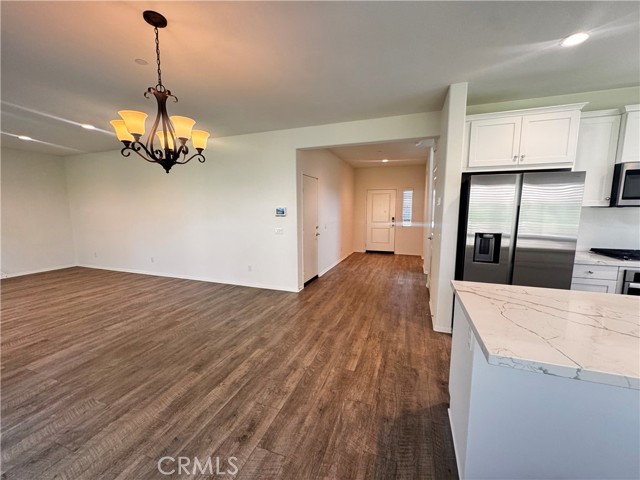 24054 Kerrigan Drive, Menifee CA: https://media.crmls.org/medias/81cbdd90-f7a6-4a1e-a616-78a80867ca28.jpg