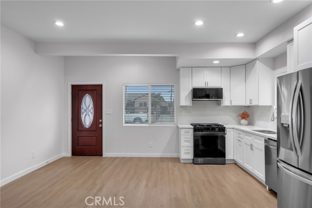 4032 Elsa Street, Lakewood CA: https://media.crmls.org/medias/81ccd2d9-fbf2-4319-a7f4-7e67afeadbfc.jpg