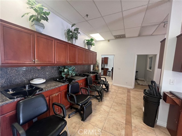 17250 Foothill Boulevard, Fontana, California 92335, ,Commercial Lease,For Rent,17250 Foothill Boulevard,CRIV24234703