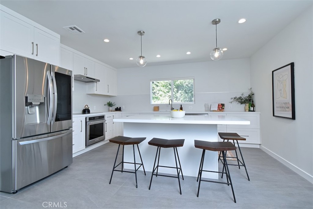 3753 Berry DriveStudio City img 21