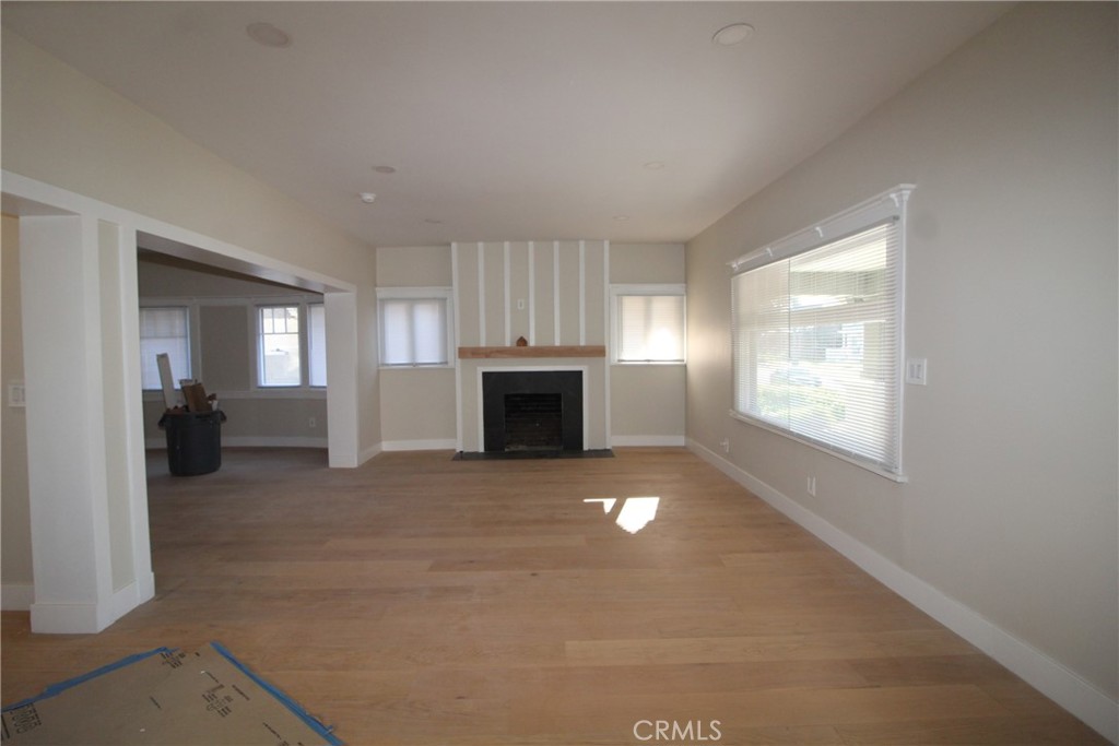 MLS #OC26150019 image #8