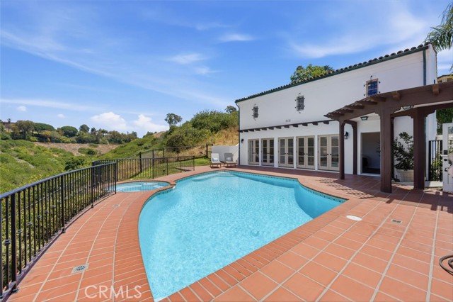 1409 Via Fernandez, Palos Verdes Estates, California 90274, 6 Bedrooms Bedrooms, 0 ,8 BathroomsBathrooms,Residential,For Sale,Via Fernandez,0,PV26081454