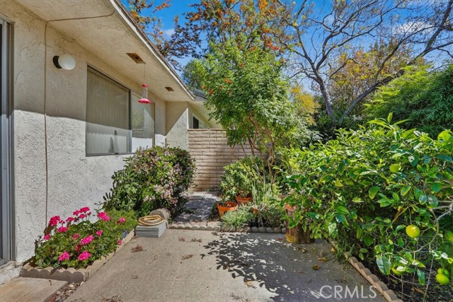 Detail Gallery Image 13 of 14 For 25 Dogwood, Irvine,  CA 92612 - 2 Beds | 2 Baths