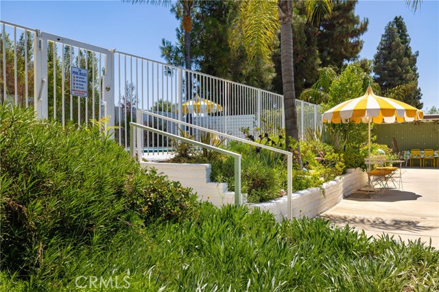 Detail Gallery Image 31 of 45 For 17025 Labrador St, Northridge,  CA 91325 - 4 Beds | 2/1 Baths