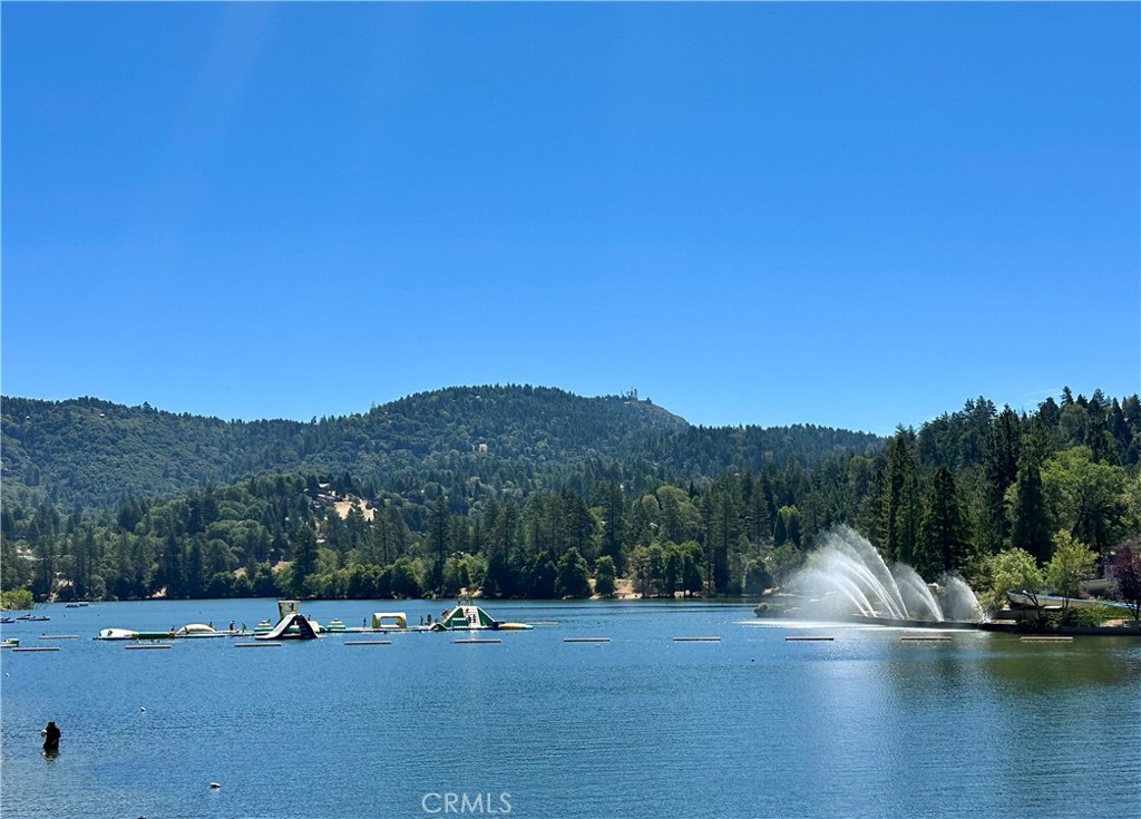 https://media.crmls.org/medias/81cfa163-e762-4ef2-9e7d-548562ab4055.jpg?preset=X-Large