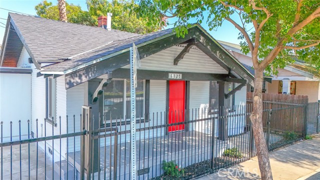 Detail Gallery Image 8 of 46 For 1327 Exposition Bld, Los Angeles,  CA 90018 - 2 Beds | 2 Baths