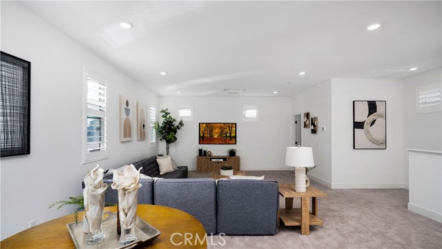 Detail Gallery Image 35 of 70 For 138 Yugen, Irvine,  CA 92618 - 4 Beds | 3/1 Baths